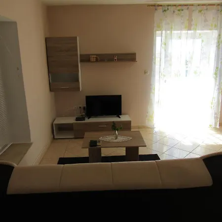 Festina Ivana Apartamento *