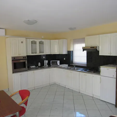 Apartamento Festina Ivana