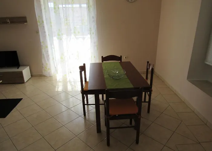 Appartement Festina Ivana *
