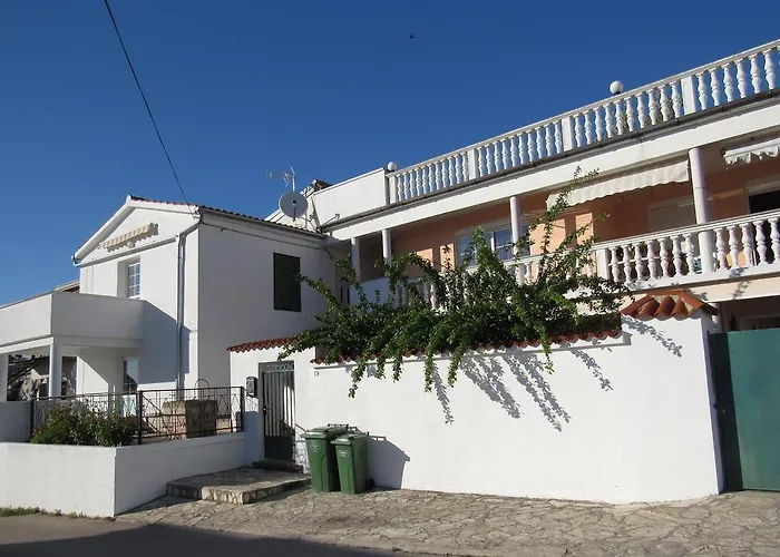 Apartamento Festina Ivana *